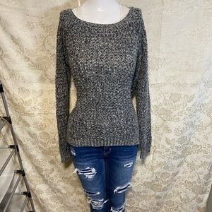 Forever 21 Black and White Knit Sweater